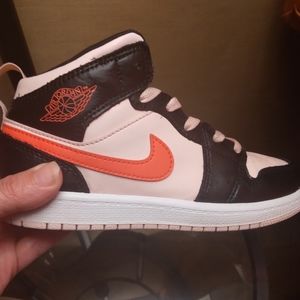 Boy/Girl Jordan 1 mid hot pink and light pink and black